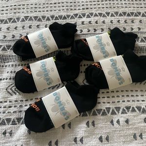 5 pairs of bombas socks